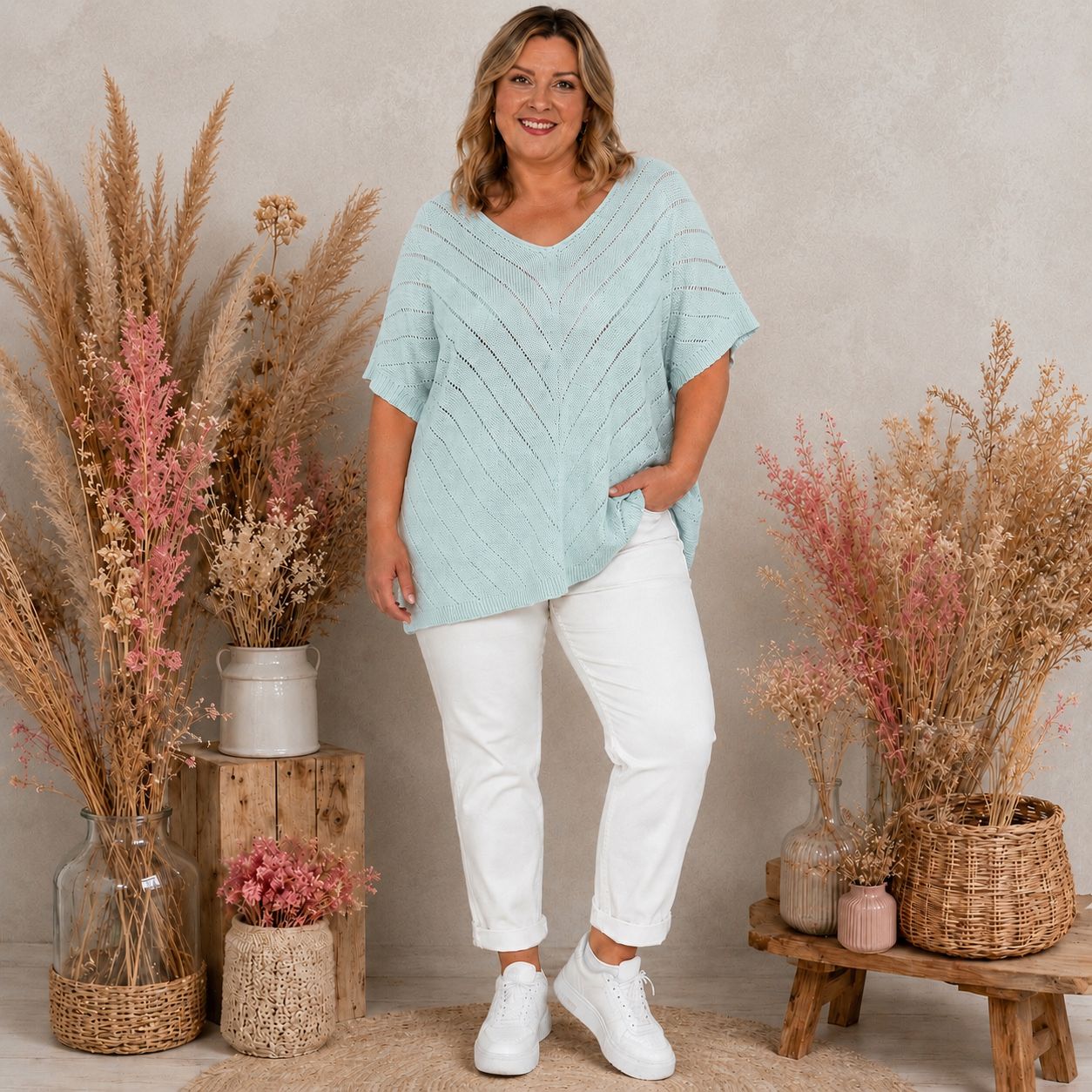 Denise - Locker fallendes Strickshirt mit V-Ausschnitt - Tragbar von Größe 46 - 50