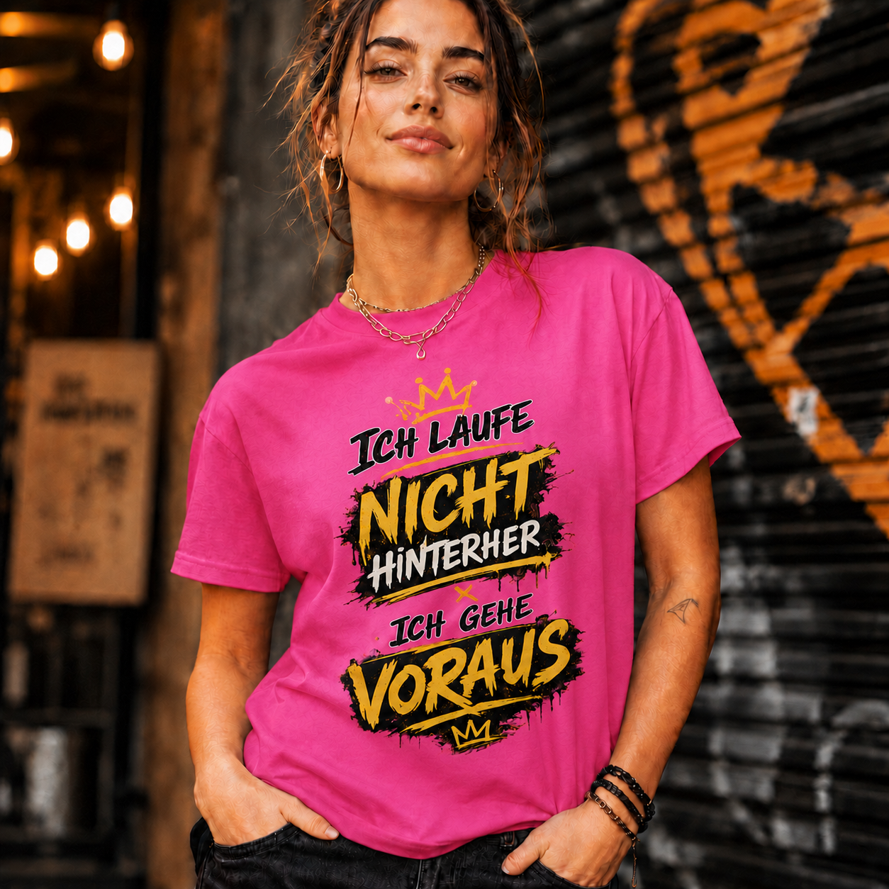 Statement T-Shirt Statement Shirt „Ich laufe nicht hinterher - ich gehe voraus" Unisex