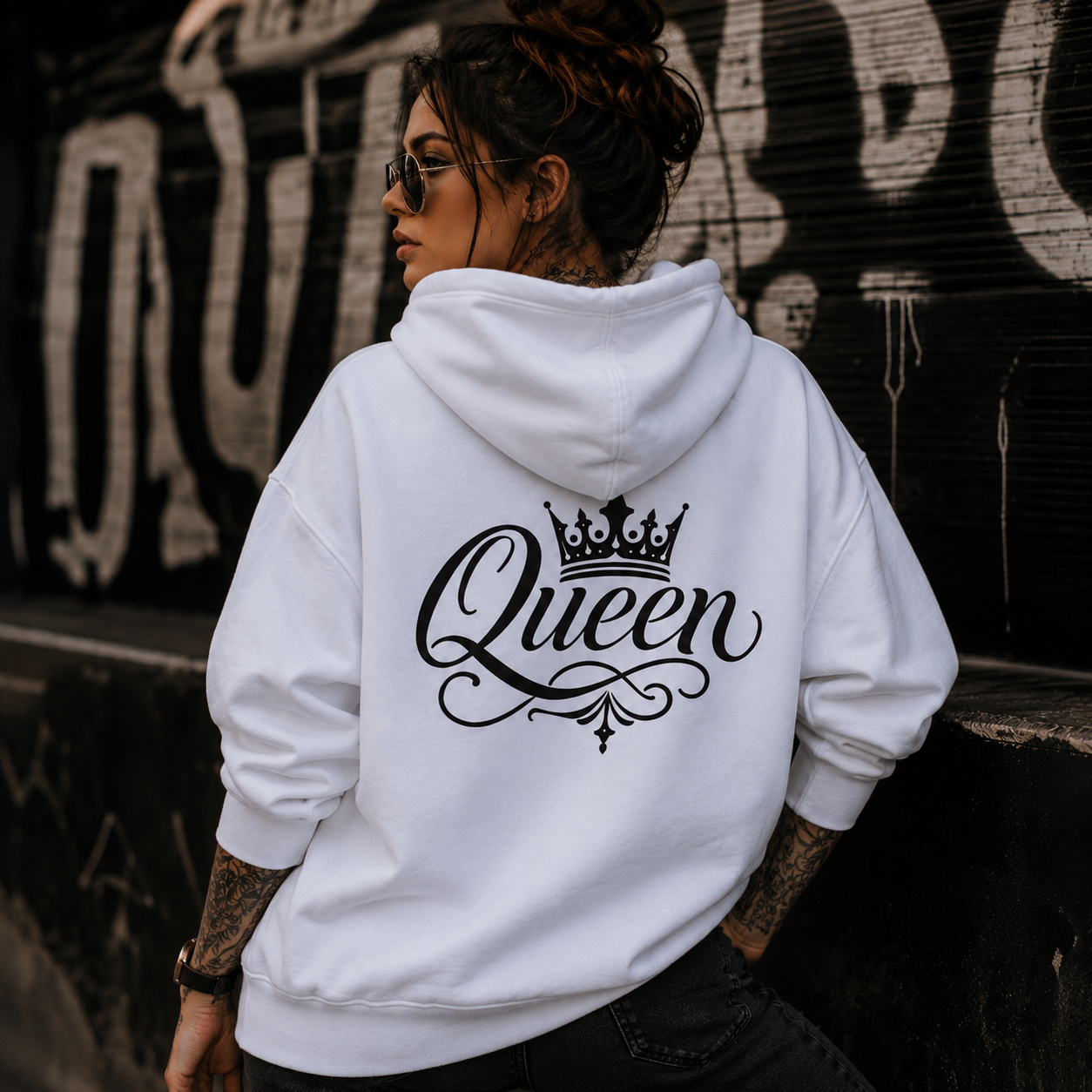 Statement Queen Krone Hoodie Pullover Frontprint & Backprint | Unisex